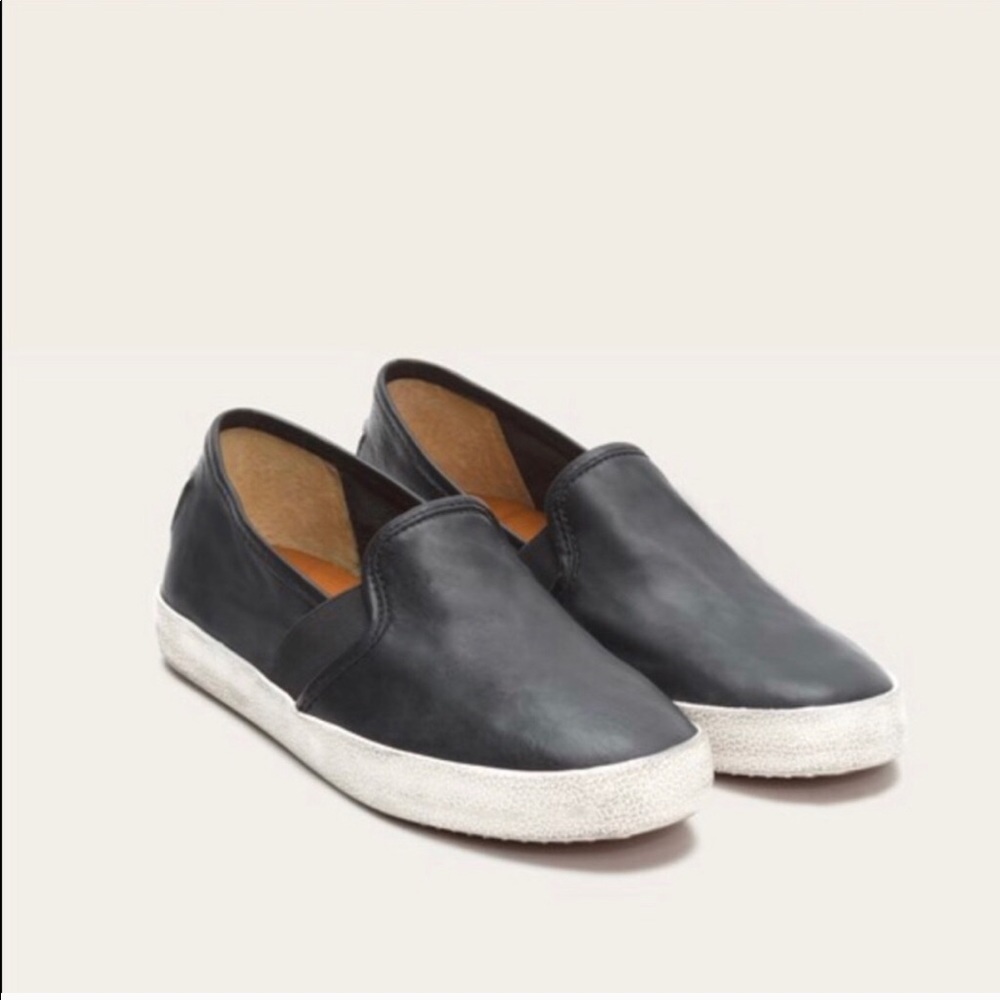 NWT Frye Slip On Black Leather Shoes size 9.5